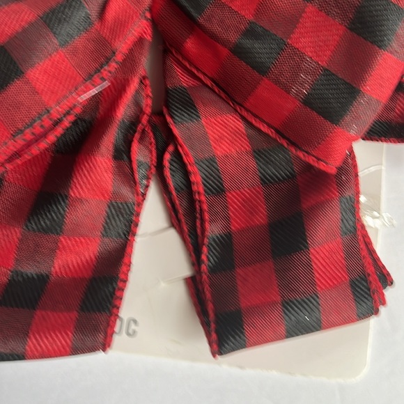 Red Black Buffalo Plaid Bow with Ribbon Streamers NWT Decor Bow - Picture 5 of 7